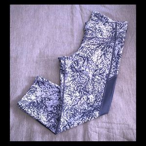 NWT UNDER ARMOUR Women’s (Size XL) Mid-Rise Leggings